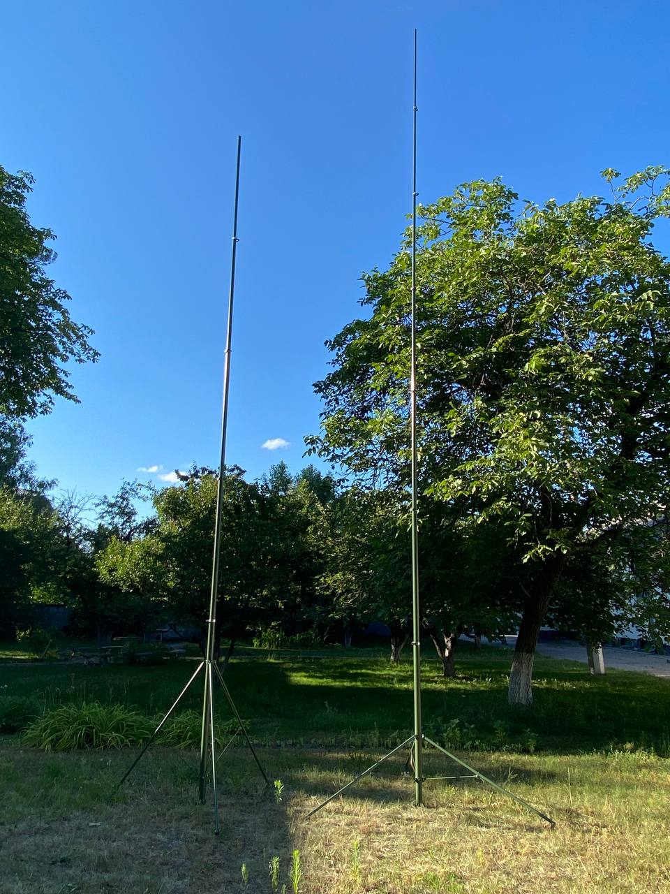 Телескопічна алюмінієва щогла для ретранслятора – легка, міцна та надійна конструкція для встановлення антен і обладнання. Забезпечує стабільність та зручність транспортування. Ідеальне рішення для польових умов та стаціонарного використання.